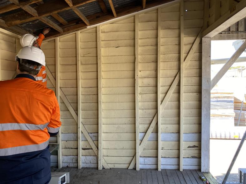 Rail, 1917, reconstruction, character